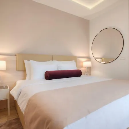 Vela Hotel